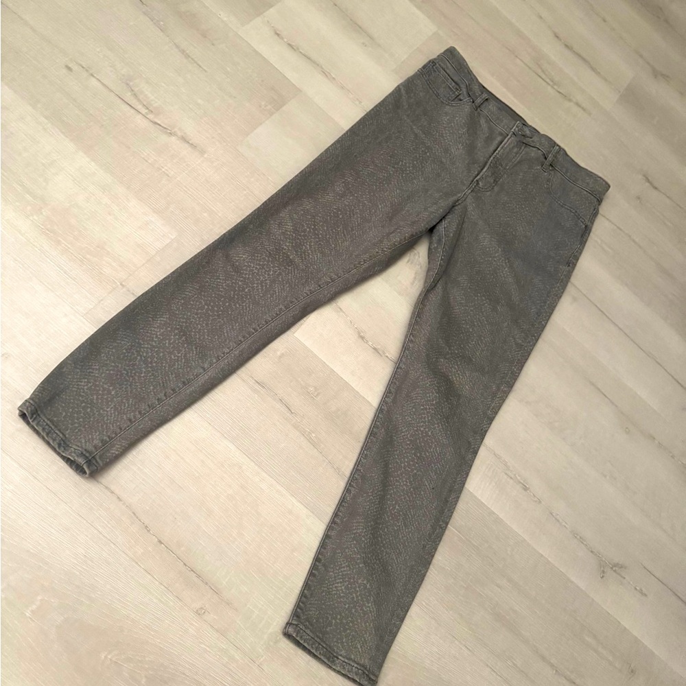 Express High-Rise Grey Leopard Print Jeans – Size 12R | Trendy & Chic
